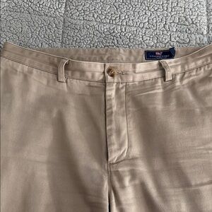 Vineyard Vines Tan Chinos Classic Style
